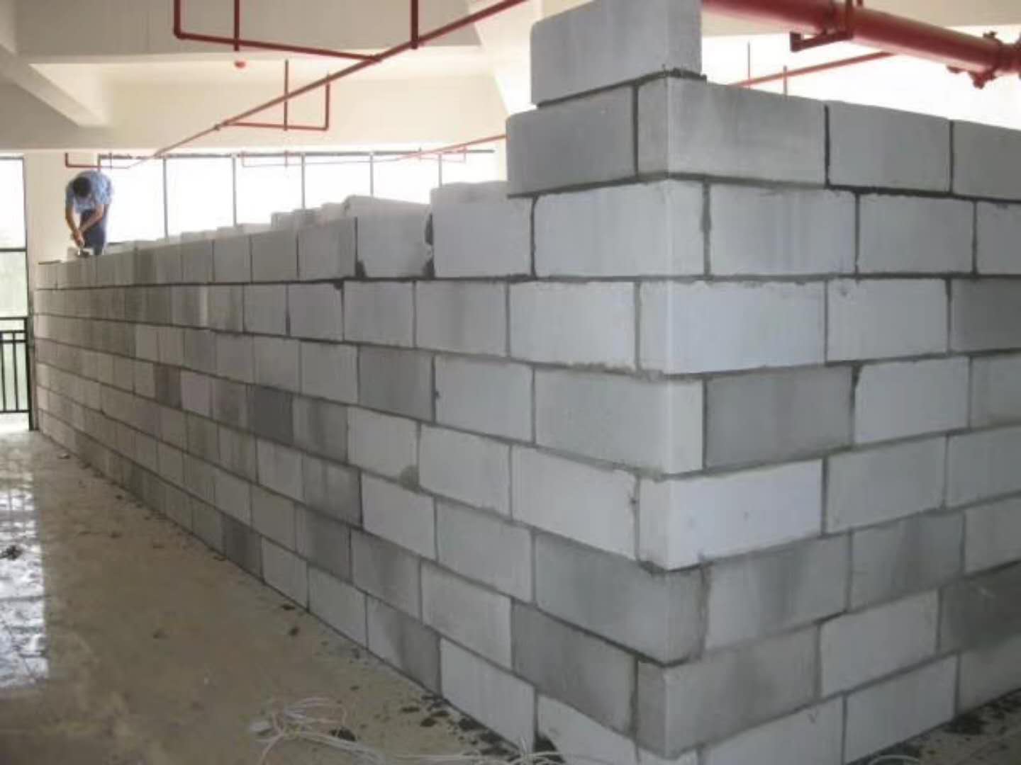 安福蒸压加气混凝土砌块承重墙静力和抗震性能的研究
